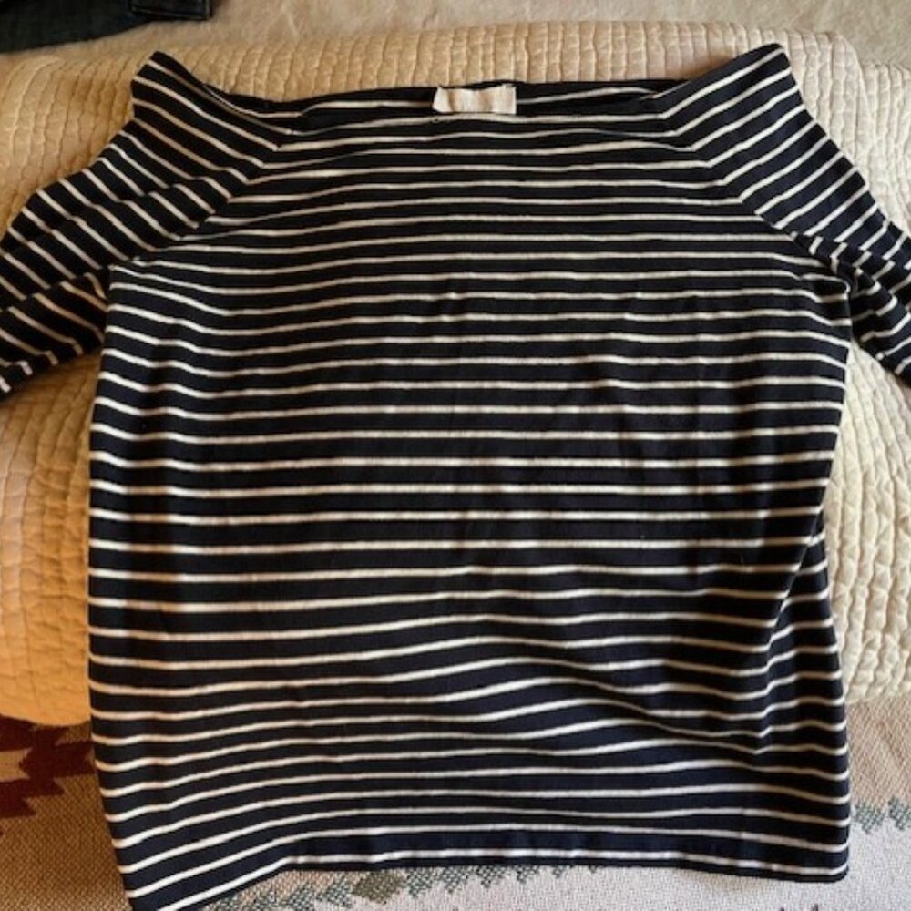 The White Company off-the-shoulder top